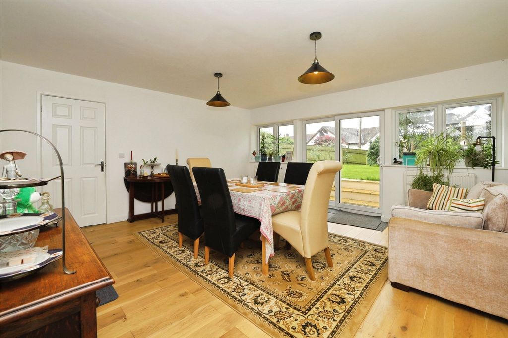 Property photo 3 of 17 Picture No. 06