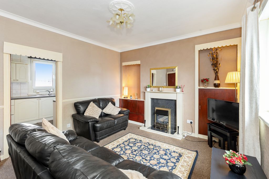 Property photo 3 of 15 Property Image 3