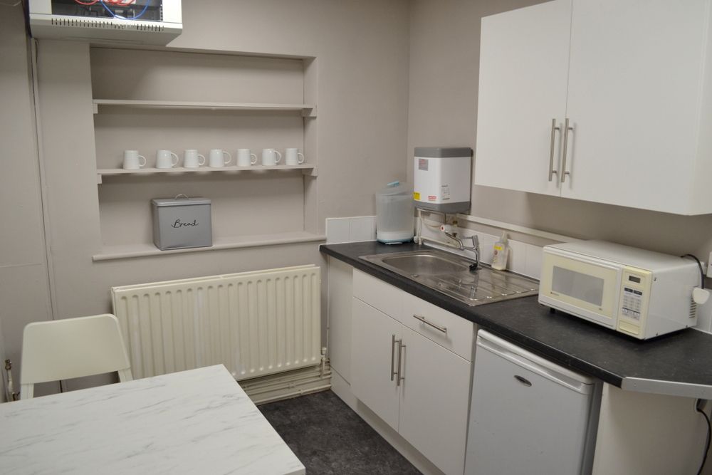 Property photo 2 of 5 Kitchen