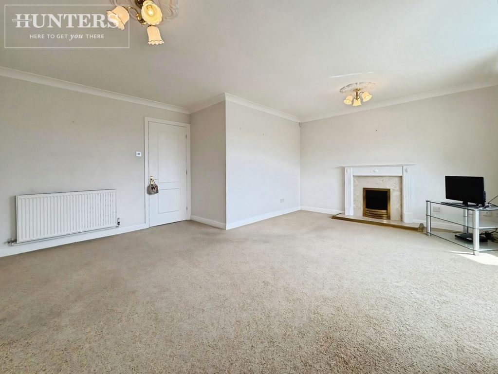 Property photo 3 of 15 Pbox-Img.Jpeg