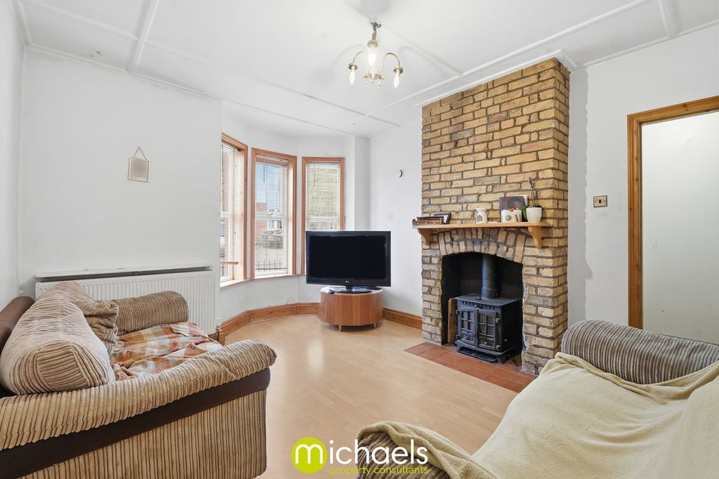 Property photo 2 of 16