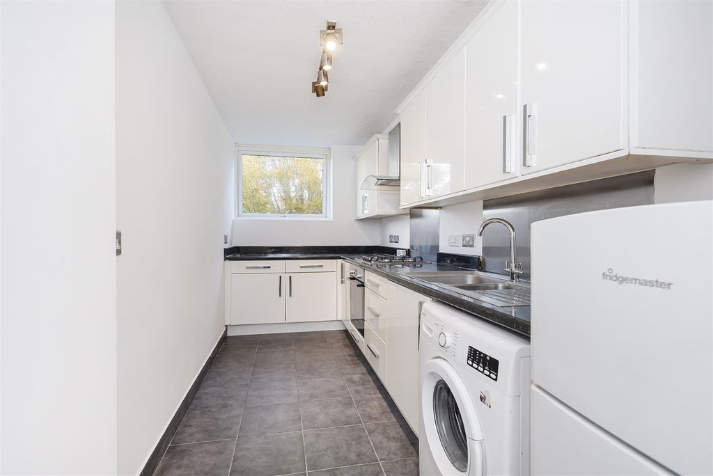 Property photo 3 of 13 Helliwell &amp; Co.