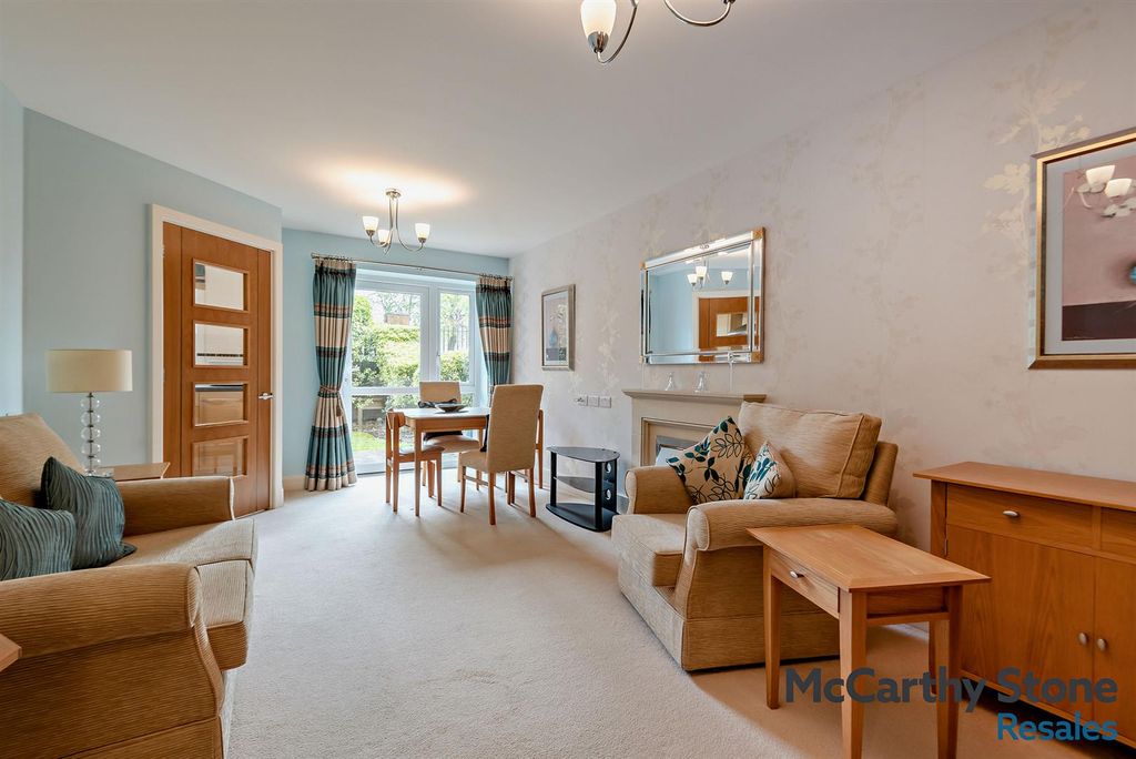 Property photo 1 of 11 8688739-Interior10-800.Jpg