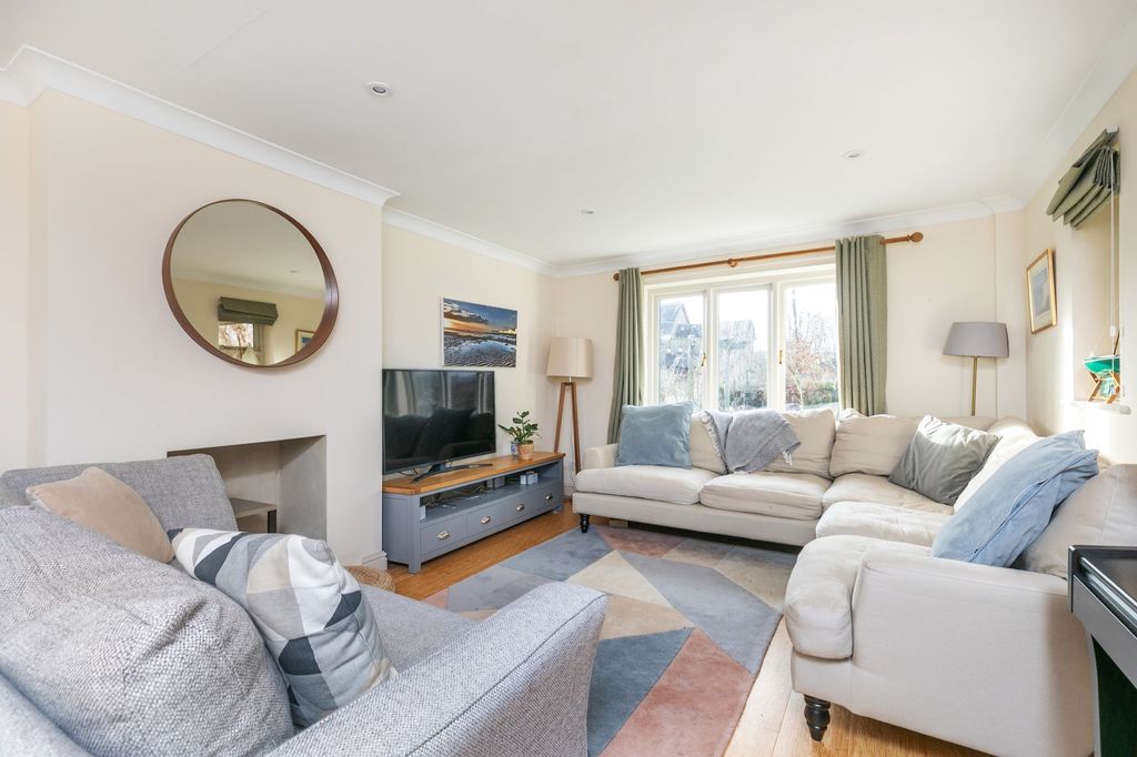 Property photo 3 of 14