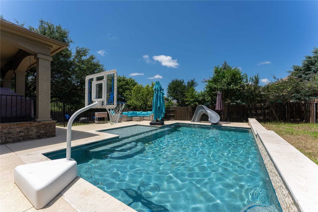 Property photo 2 of 31 <Alttext/>
