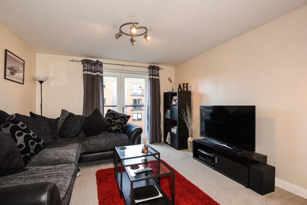 Property photo 2 of 9 Living Room