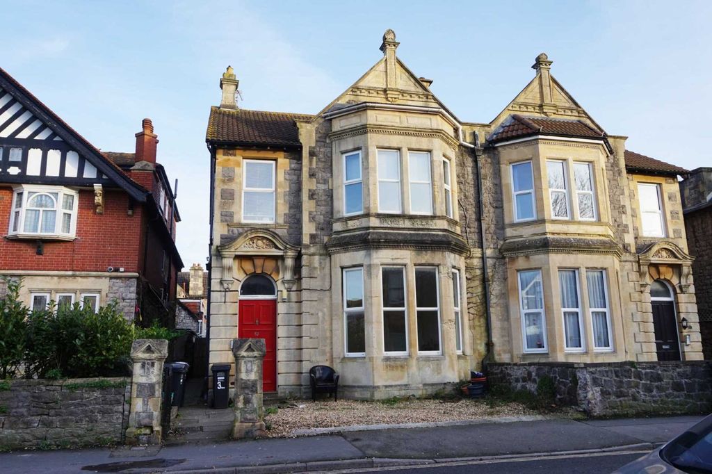 Property photo 1 of 1