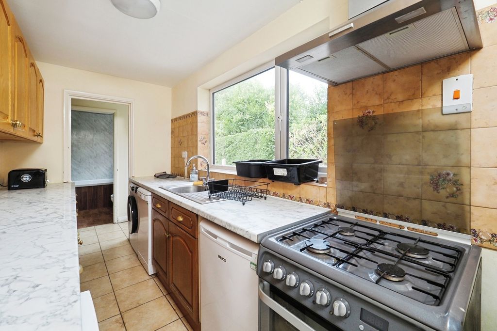 Property photo 2 of 16 Pbox-Img.Jpg
