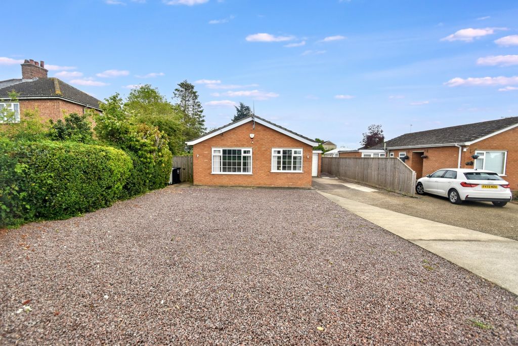 Property photo 1 of 15 Front