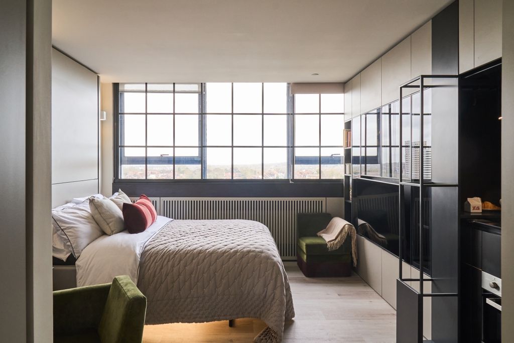 Property photo 1 of 6