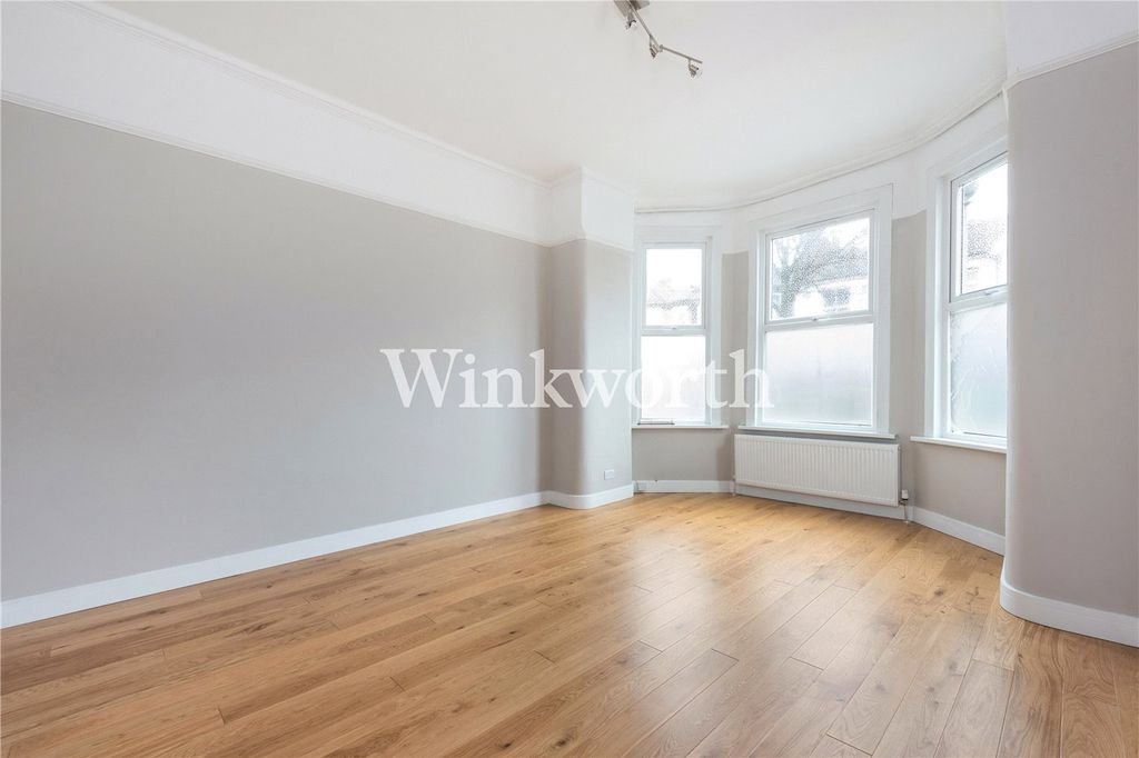 Property photo 1 of 14 Picture No. 03