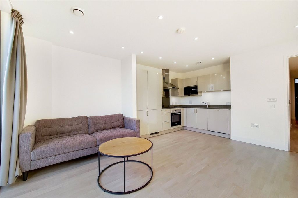 Property photo 3 of 12 Picture No. 40