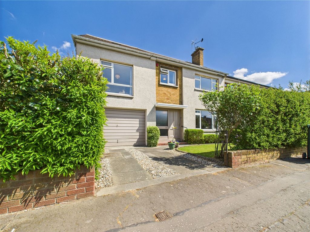 Property photo 1 of 37 Picture No. 53