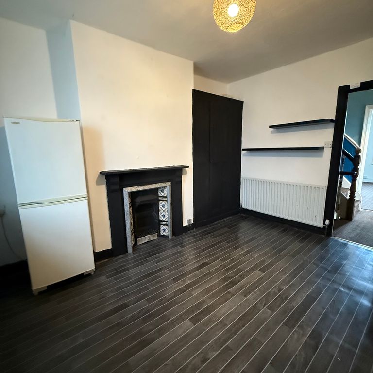 Property photo 3 of 7 Img_0370