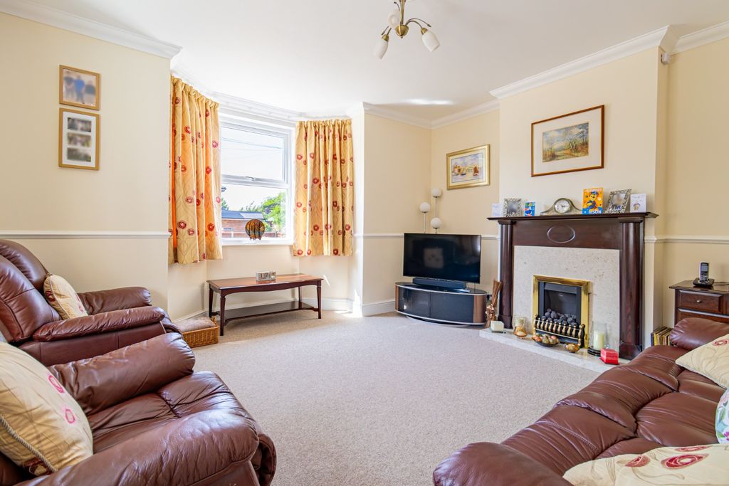 Property photo 2 of 36 4240495