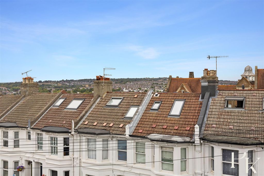Property photo 3 of 26 11 Coventry Street Full Res-3.Jpg