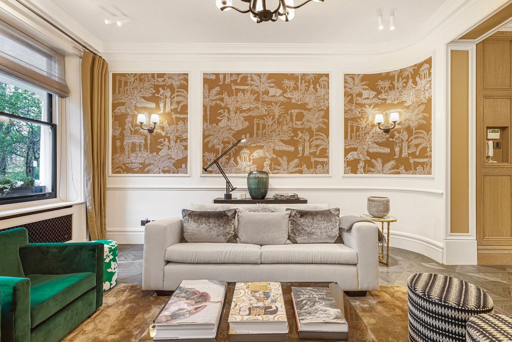 Property photo 2 of 27