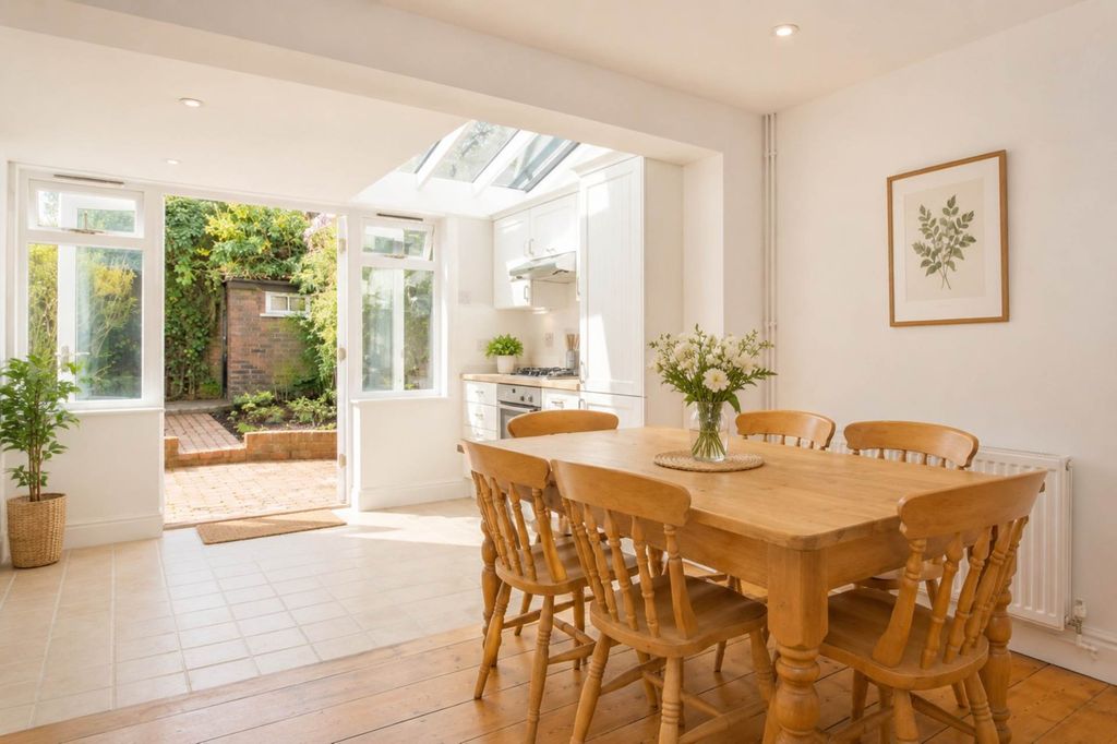 Property photo 1 of 7