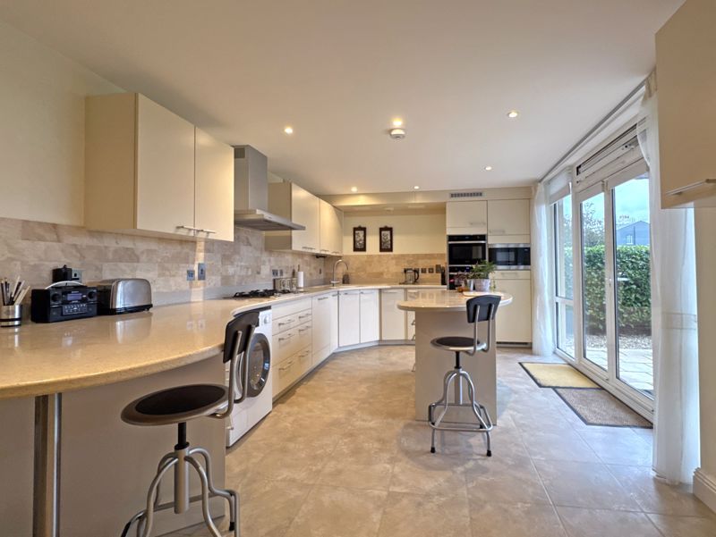 Property photo 3 of 22 Photo 1