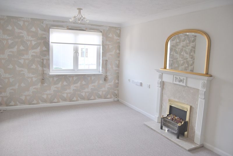 Property photo 3 of 13 Photo 4