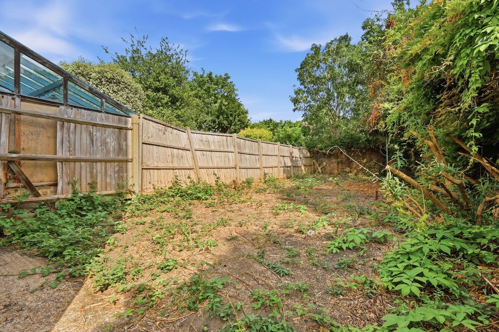 Property photo 3 of 18