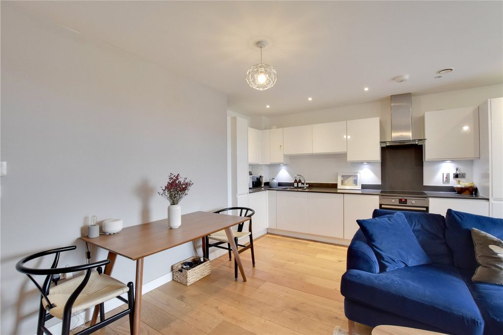 Property photo 3 of 20 Picture No. 17