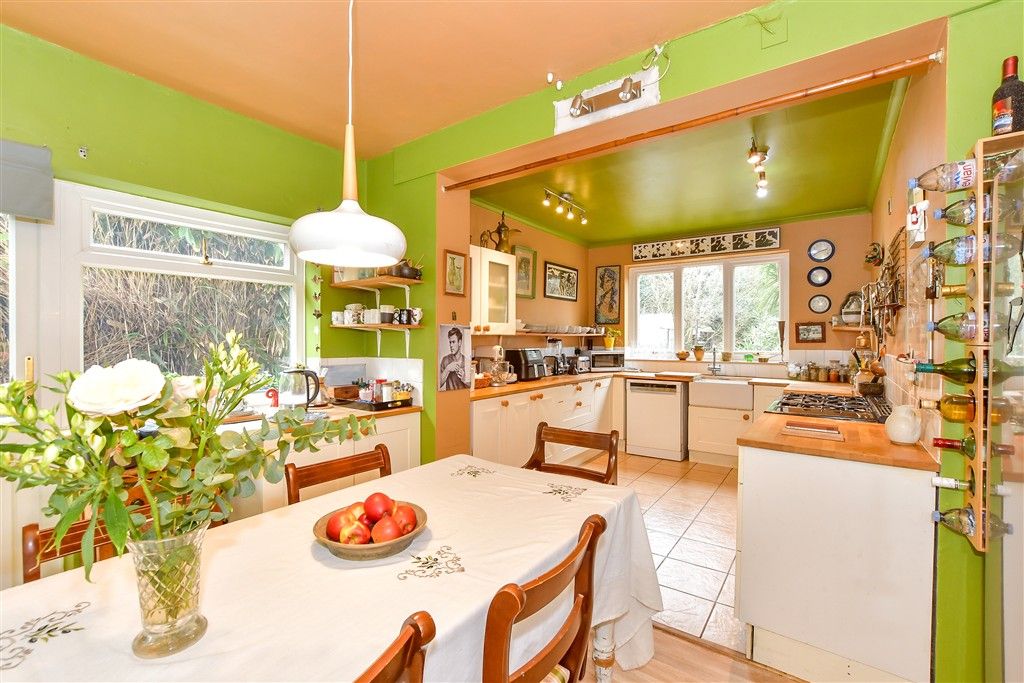 Property photo 3 of 20 Kitchen/Diner