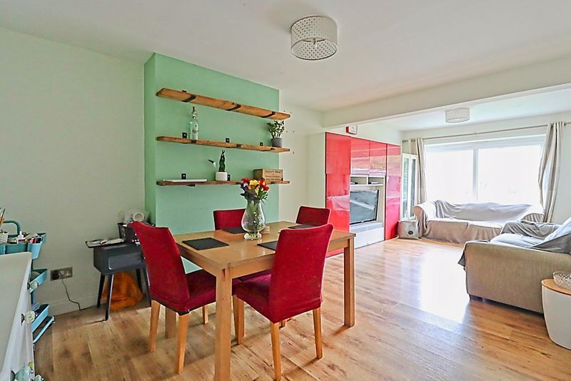 Property photo 2 of 17 Living/Diner