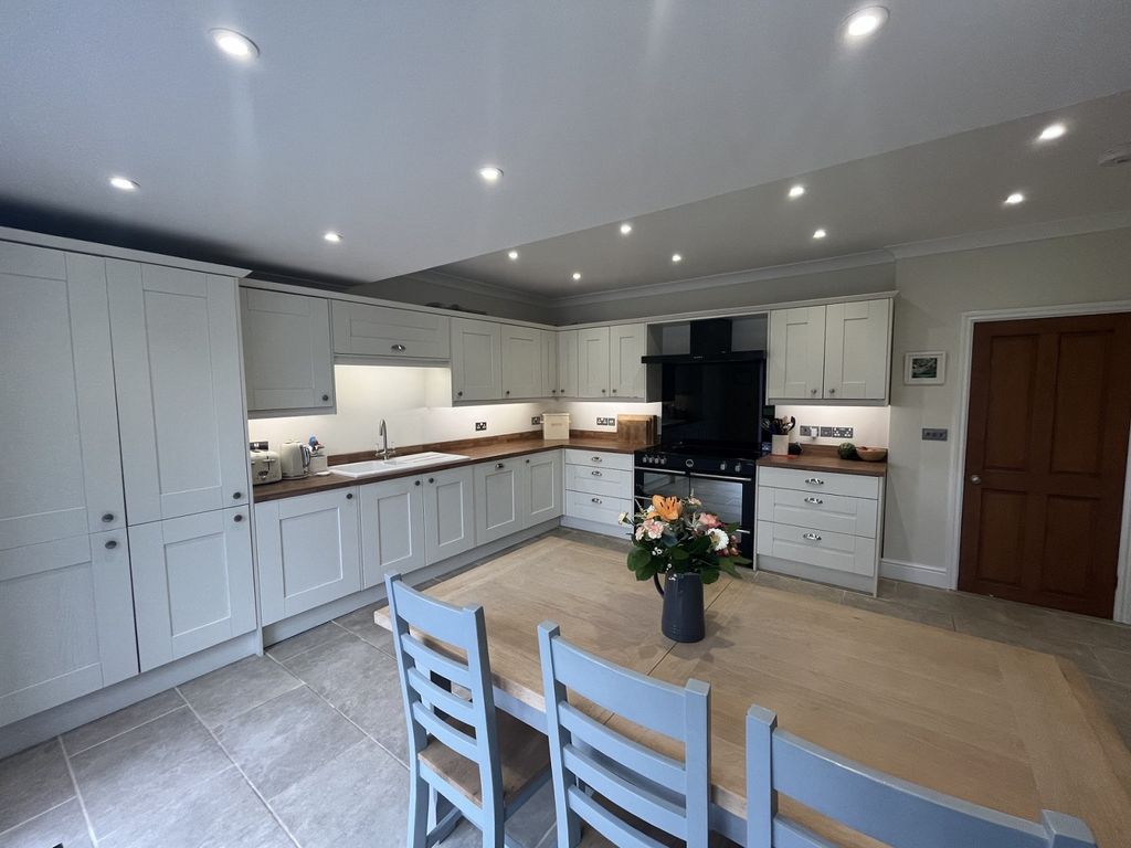 Additional image 8 of 3 bed semi-detached house for saleDiana Road, Llandeilo, Carmarthenshire. SA19