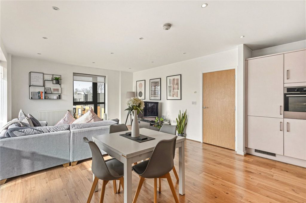 Property photo 3 of 13 Picture No. 05