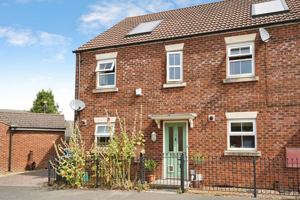 Property photo 1 of 16 Pbox-Img.Jpg