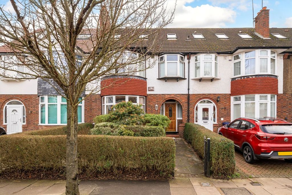 Property photo 1 of 9