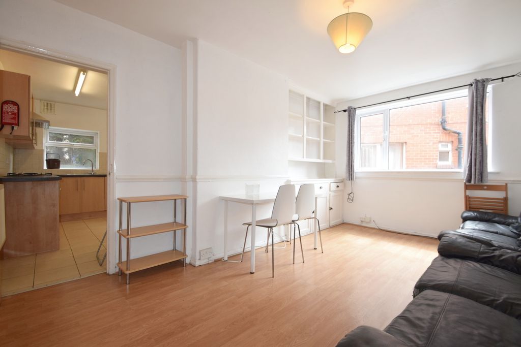 Property photo 3 of 12 Photo 3