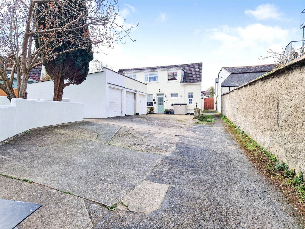 Property photo 2 of 2 Picture No. 03