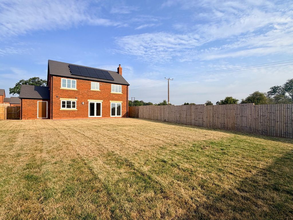Property photo 1 of 27