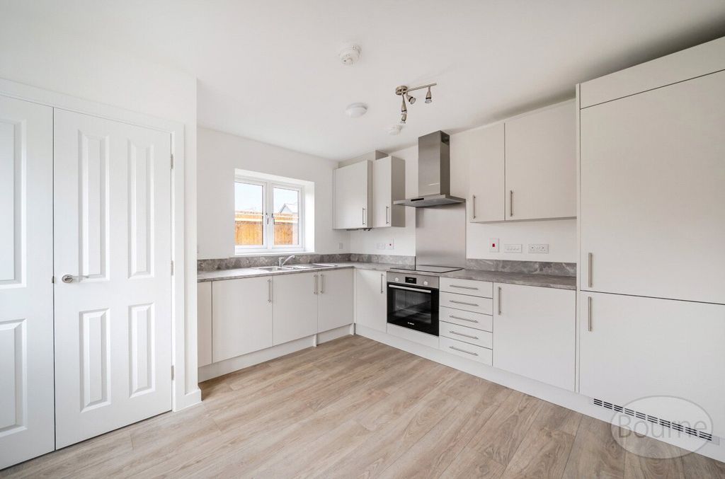 Property photo 3 of 15 Picture No. 57