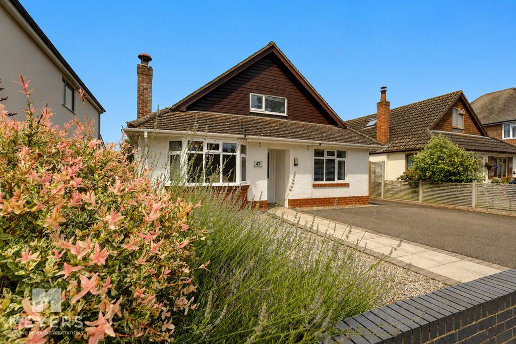 Property photo 1 of 43