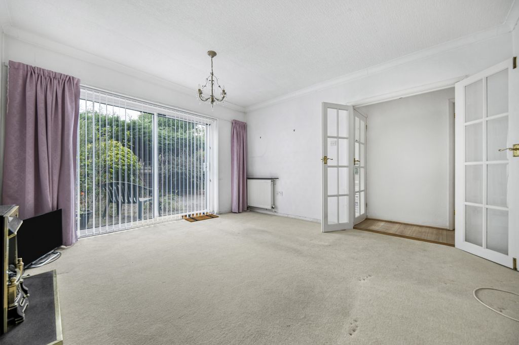 Property photo 3 of 10 Photo 1