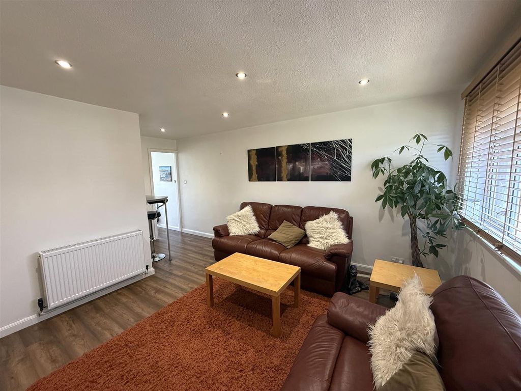 Property photo 2 of 6 Recep.1.Jpeg