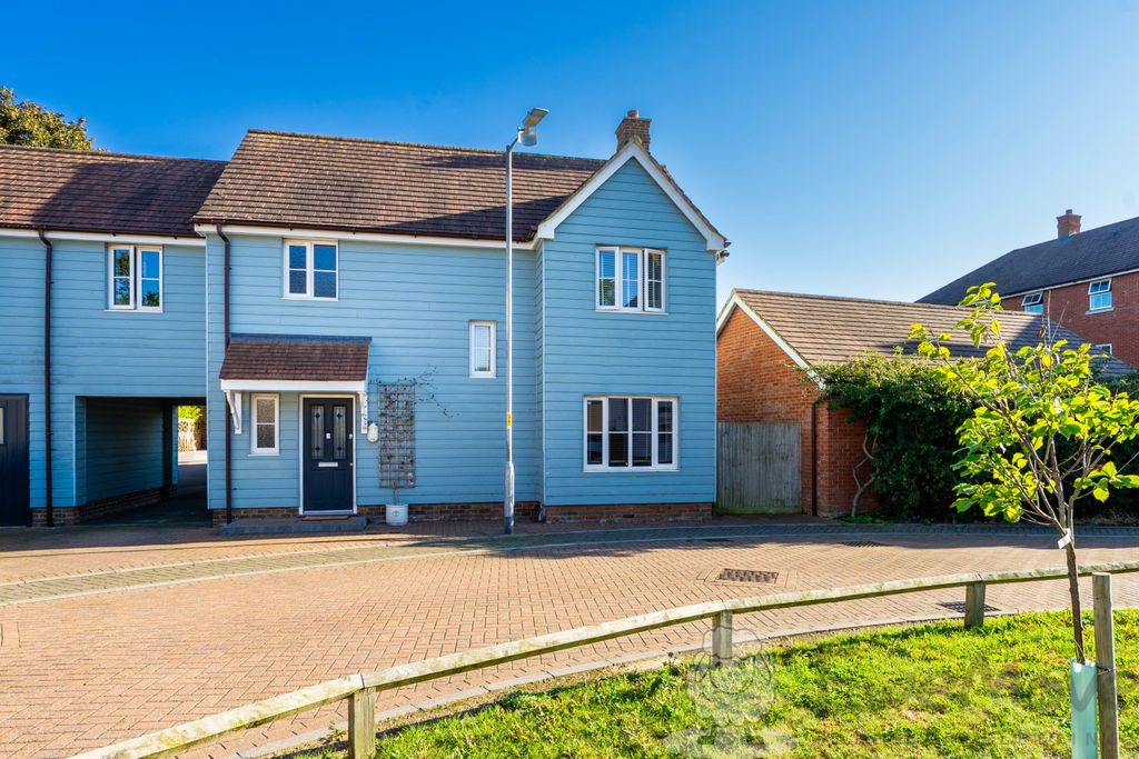 Property photo 1 of 12 Front View