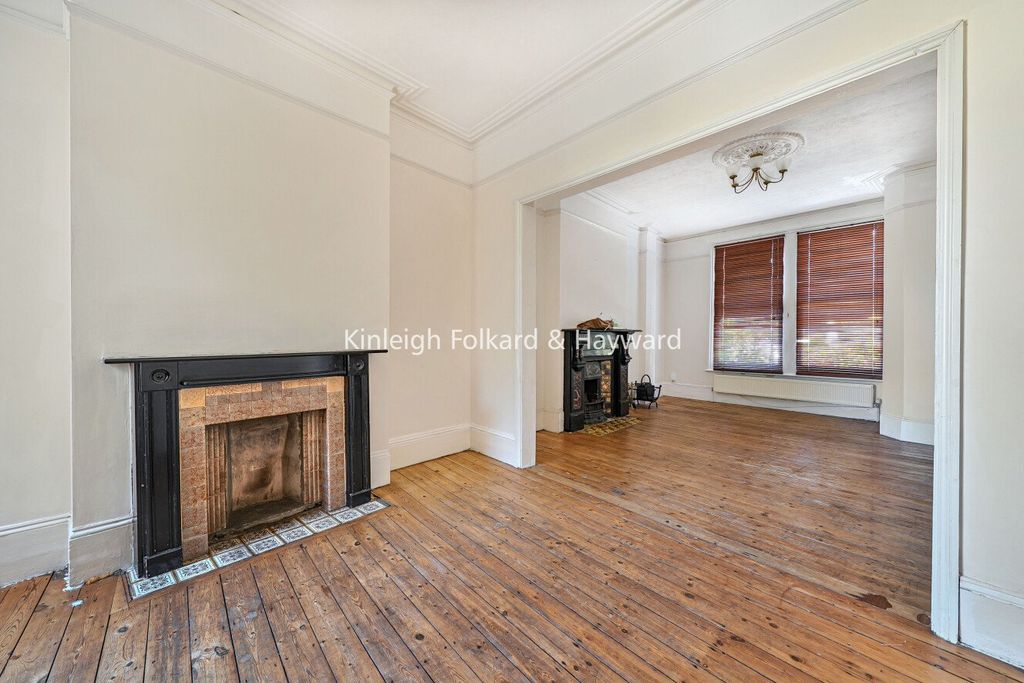Property photo 1 of 20 Picture No. 09