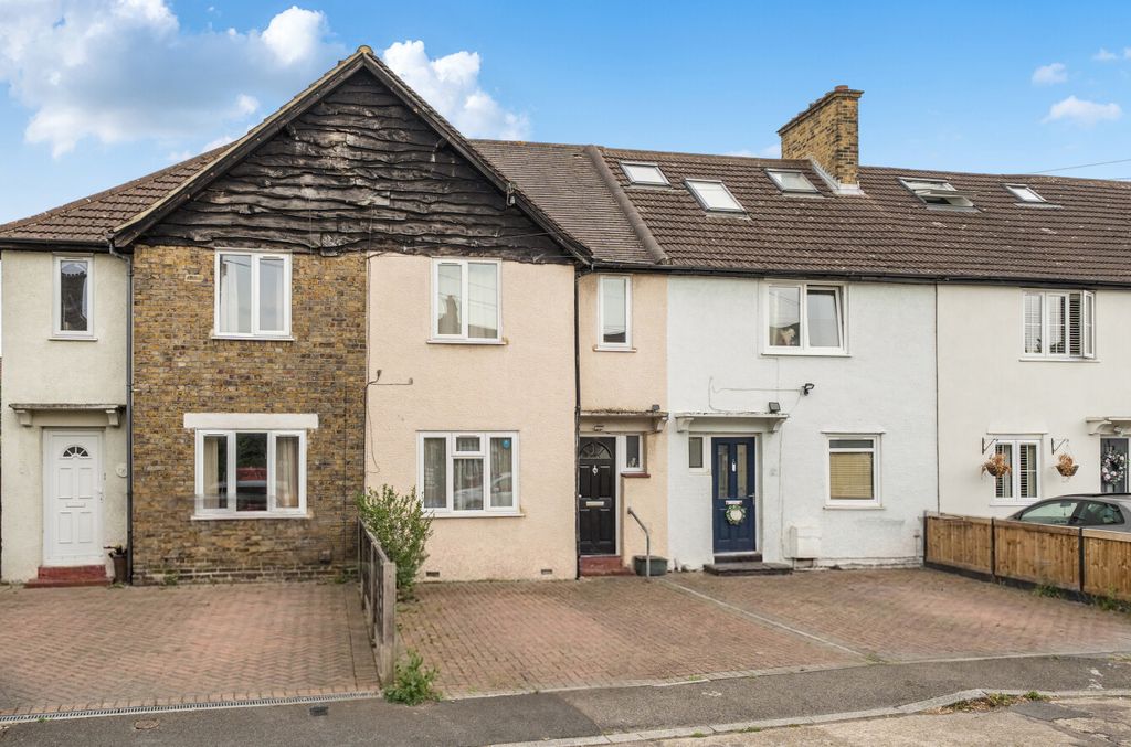 Property photo 1 of 19 1481607-1-6A34117...