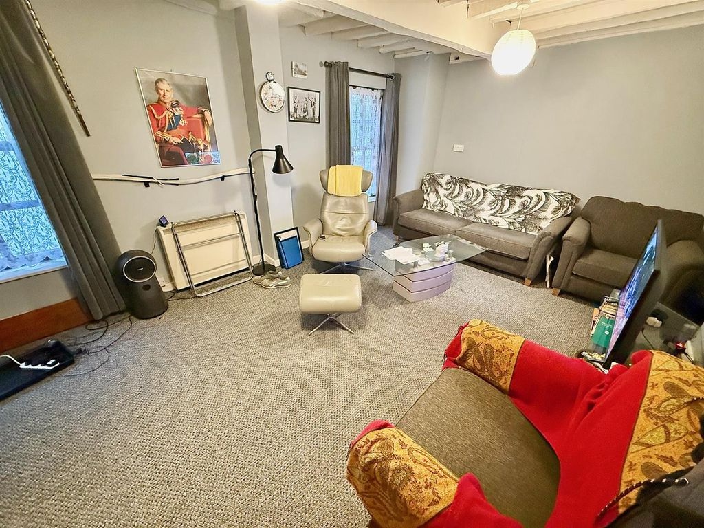 Property photo 2 of 7 Lounge/Dining Room