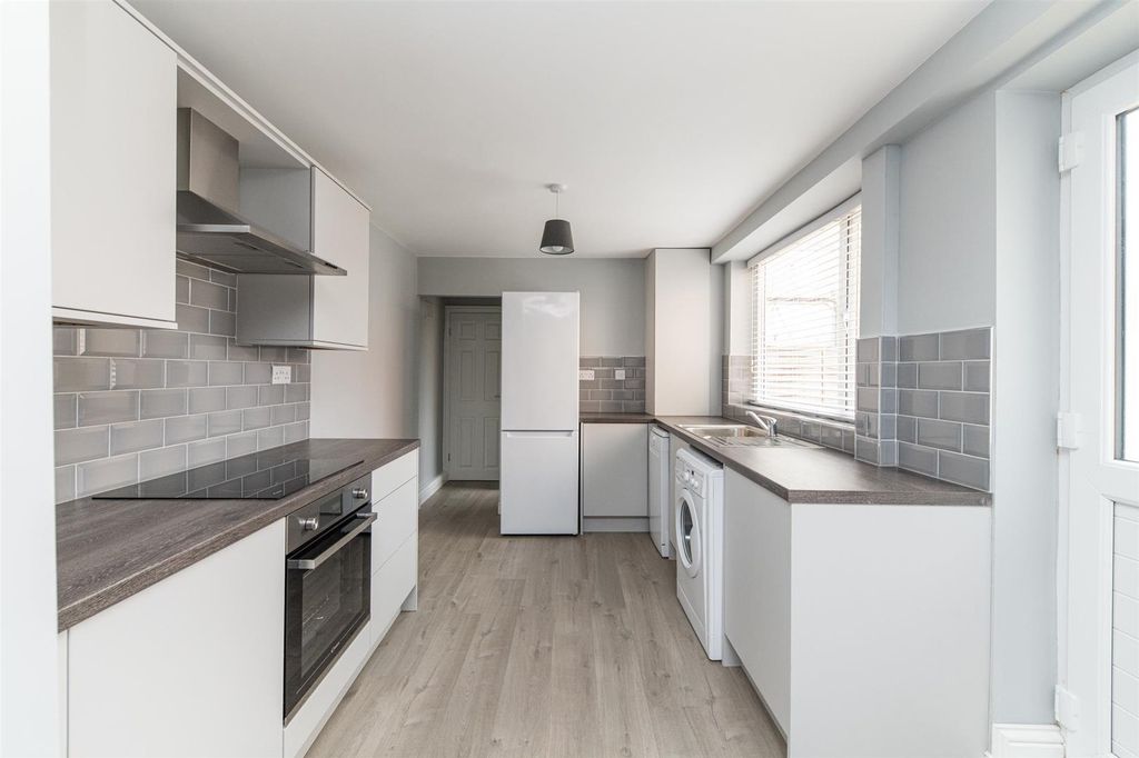 Property photo 2 of 13 B128287A-F8d5-475c-90A1-0d5Df11Dd581.Jpeg