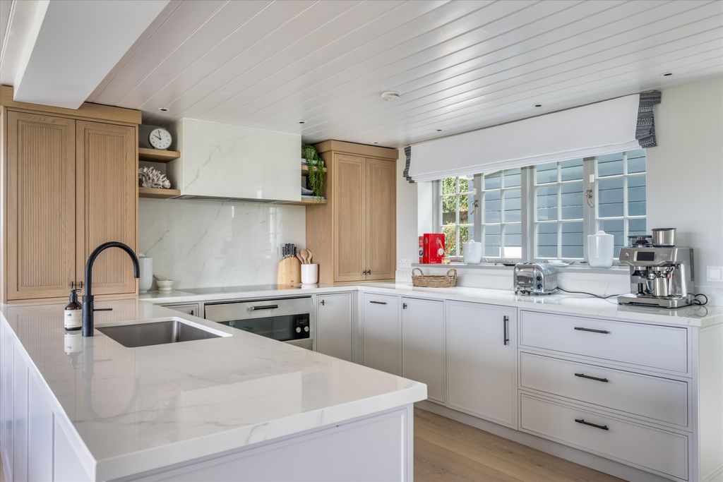 Additional image 15 of 7 bed detached house for saleShore Road, Bosham, Chichester, West Sussex PO18.