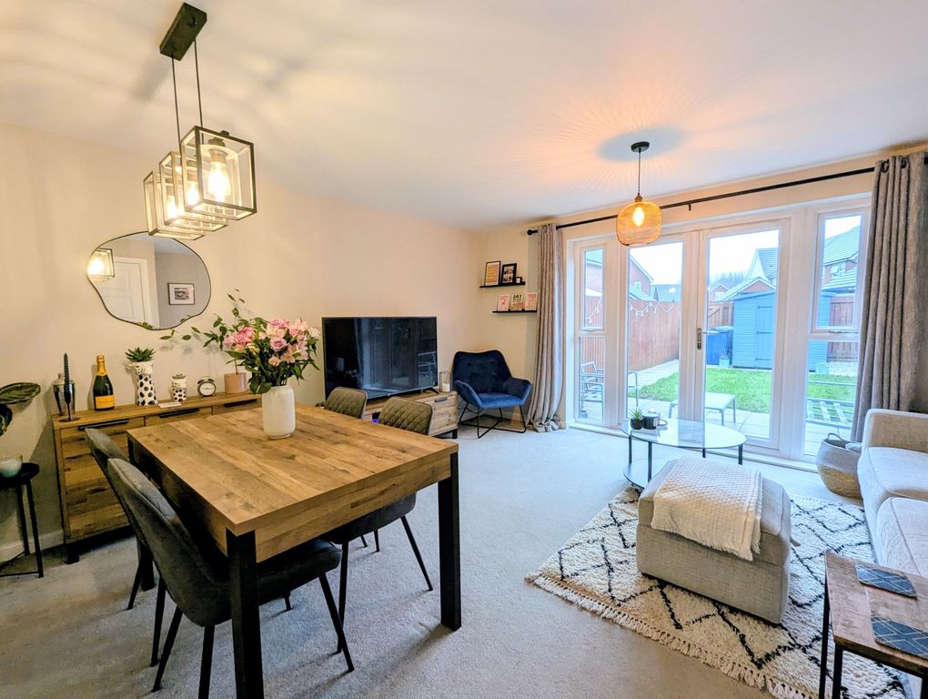 Property photo 3 of 22