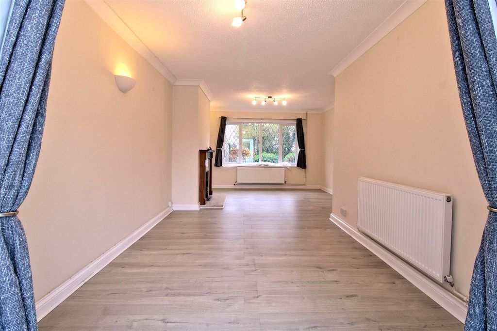 Property photo 3 of 19 Lounge - Diner