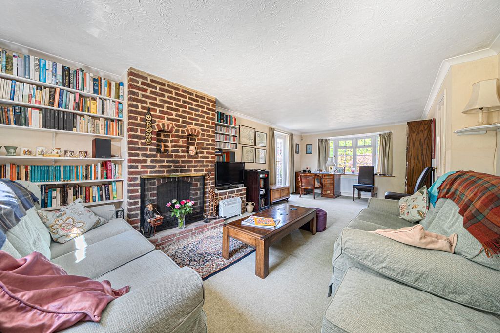 Property photo 2 of 14