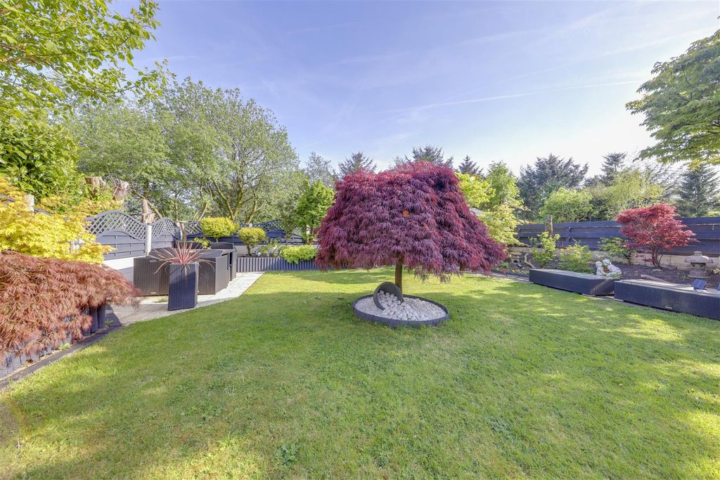 Property photo 1 of 26 Rear Garden