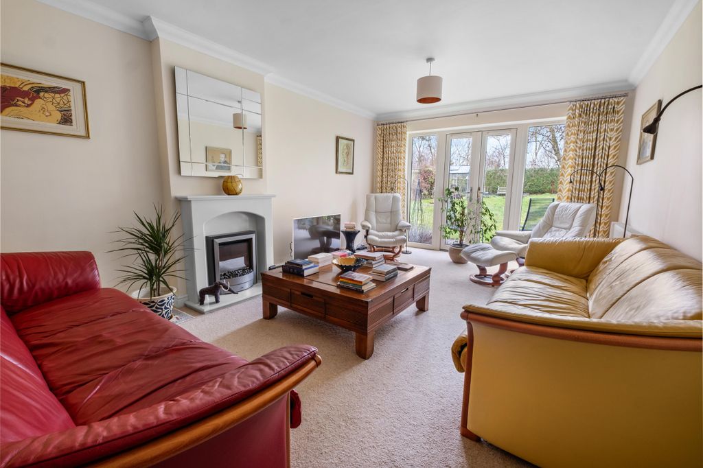 Property photo 2 of 19 2